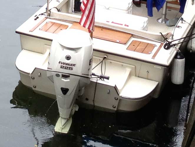 whalerDriveTransom.jpg