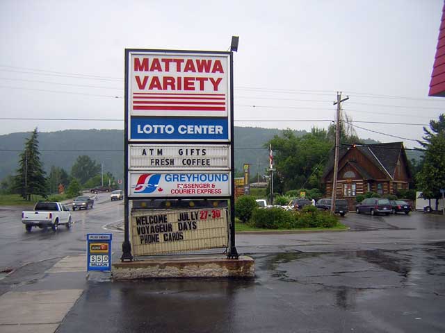 Photo: Bus station in Mattawa, Ontario