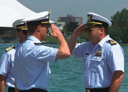 LCDR's HEITSTUMAN and McGUINESS Salute
