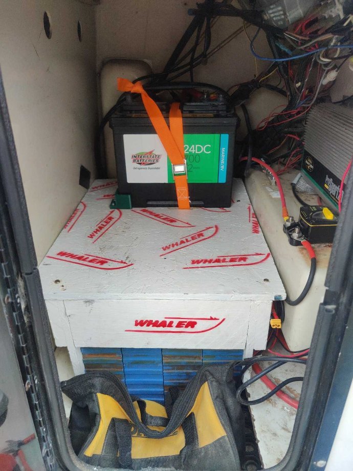 BatteryClosed.jpg