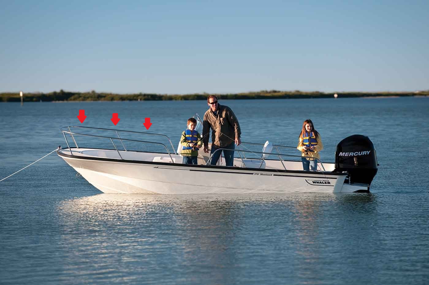 MM2438855 170 Montauk Bow Rail.jpg