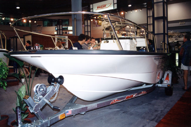 Photo: Boston Whaler 2002 170 Montauk bow view
