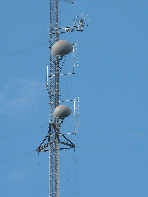 RFF HALFWAY CORNERS antenna detail.